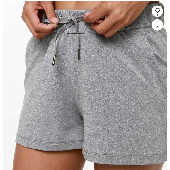 Lululemon On The Fly Mid Rise Short 2.5” Women’s Size 10 Heathered Slate Gray - Picture 1 of 12